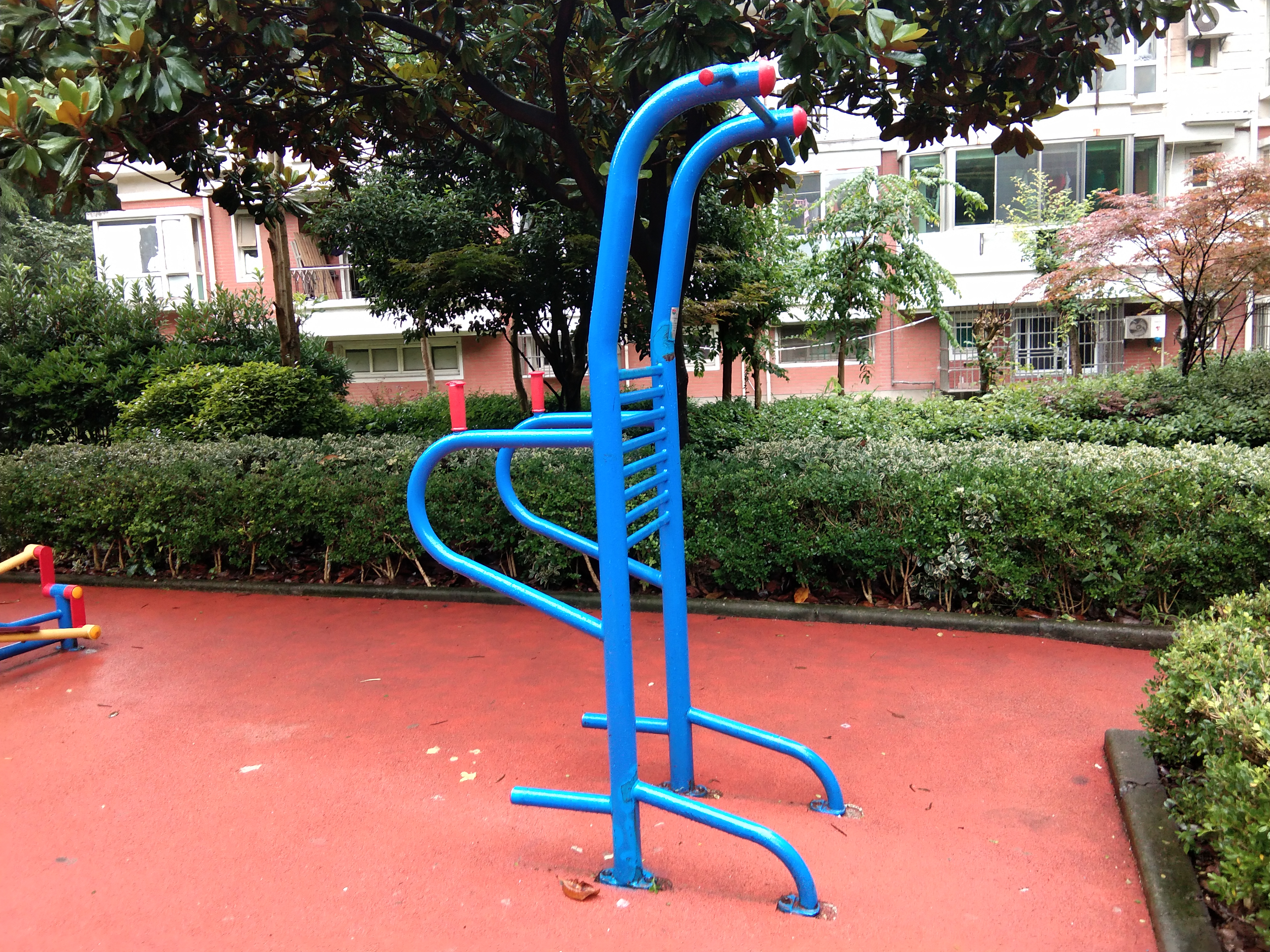 多功能訓(xùn)練器