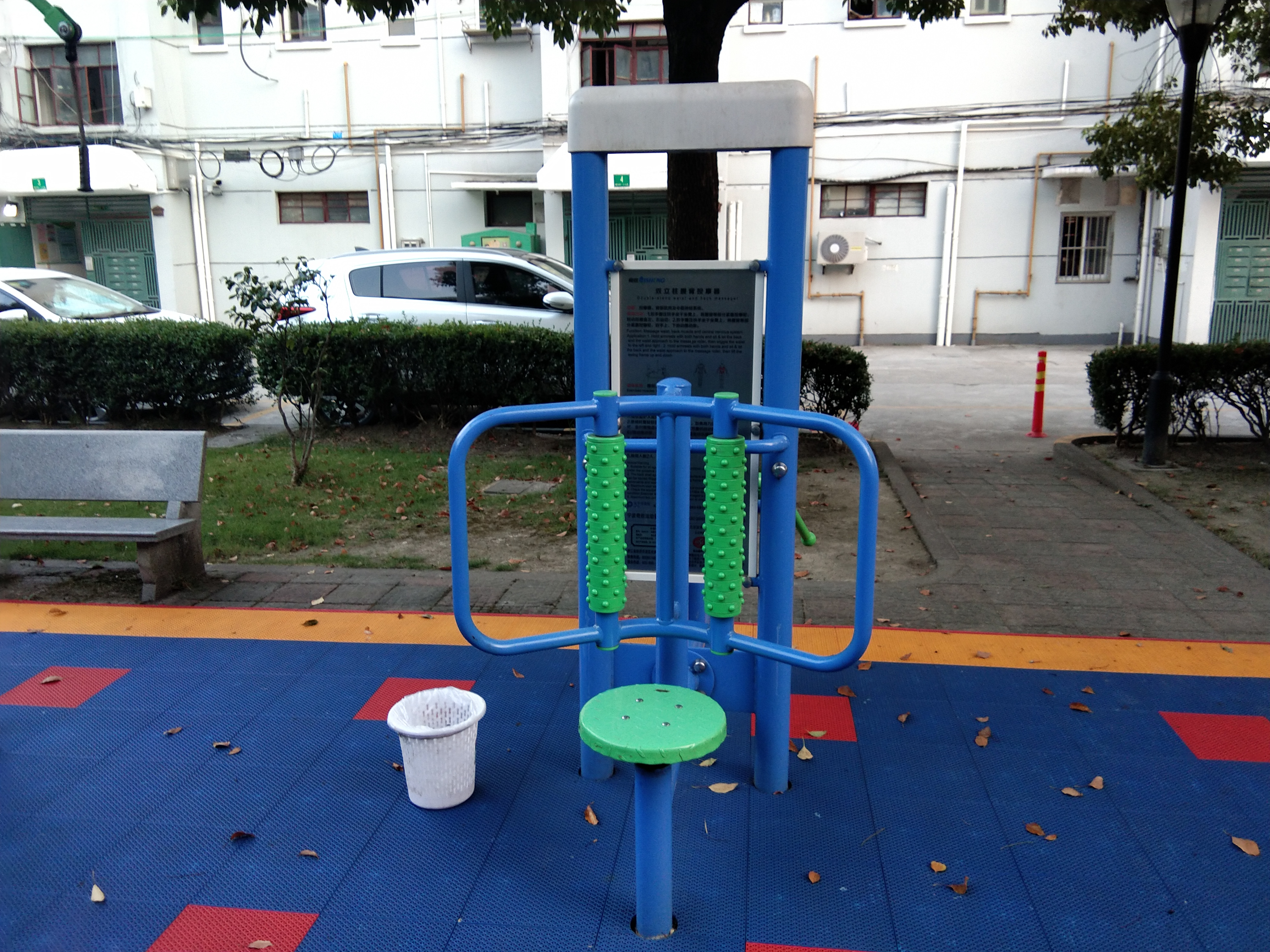 雙立柱腰背按摩器