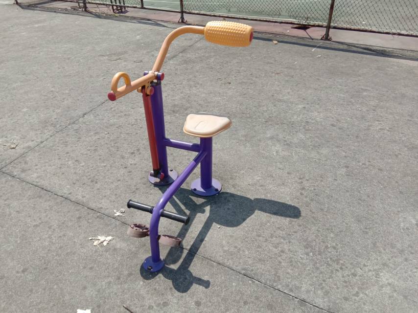 腹背訓(xùn)練器