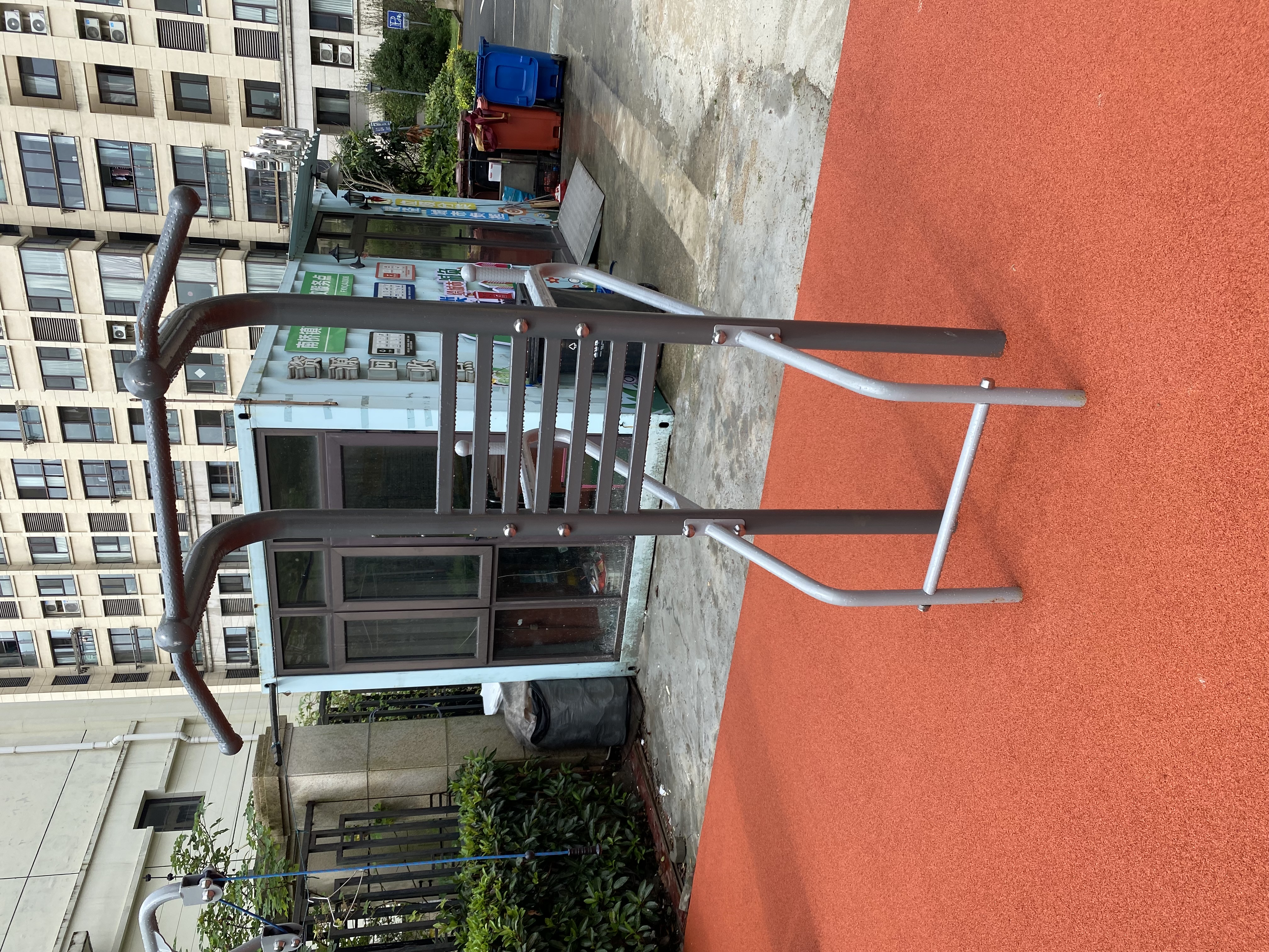 多功能訓(xùn)練器