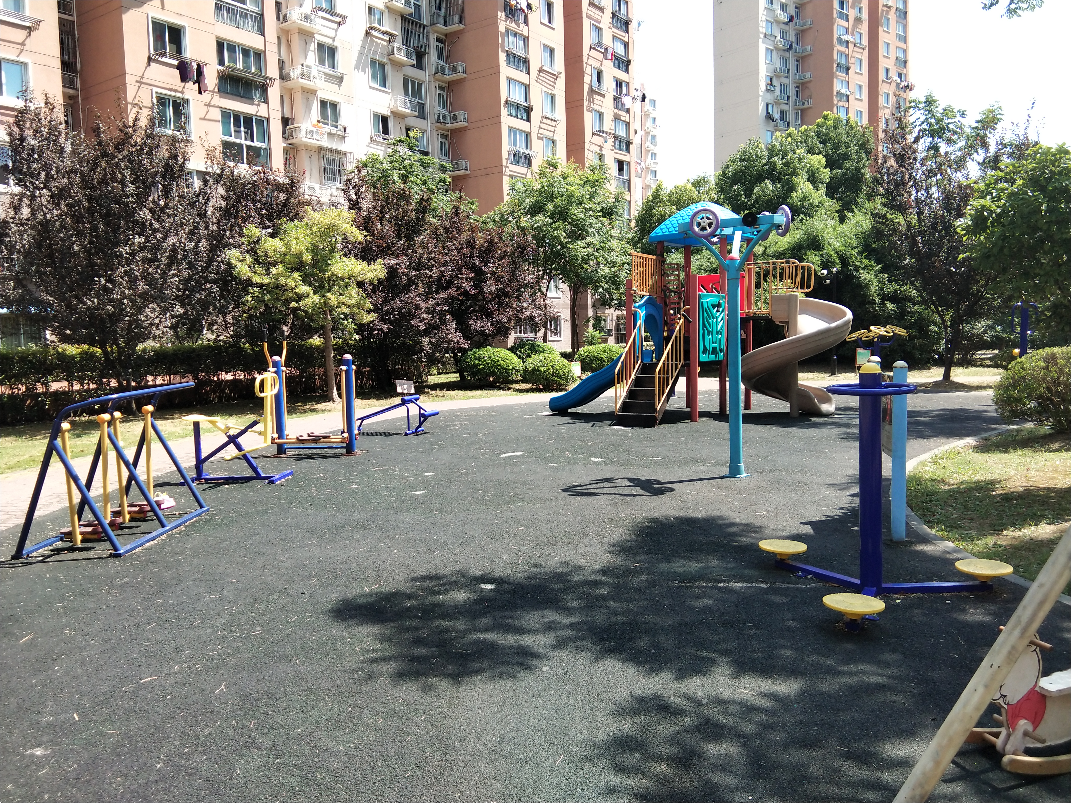 浦航七居委健身點(diǎn)