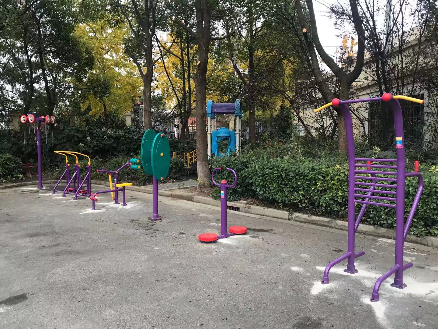 三門二居委市民健身苑點(diǎn)