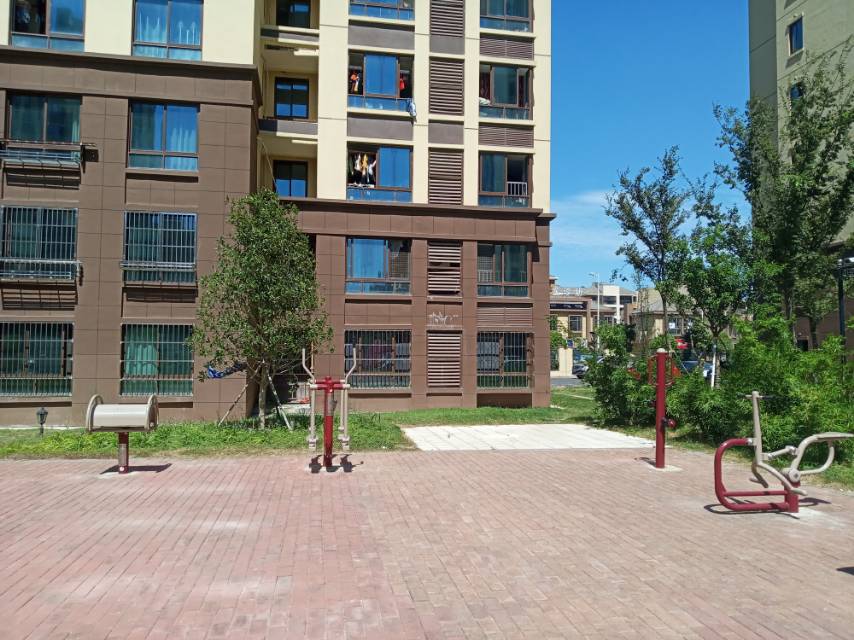 明衛(wèi)家苑東二益智健身點(diǎn)