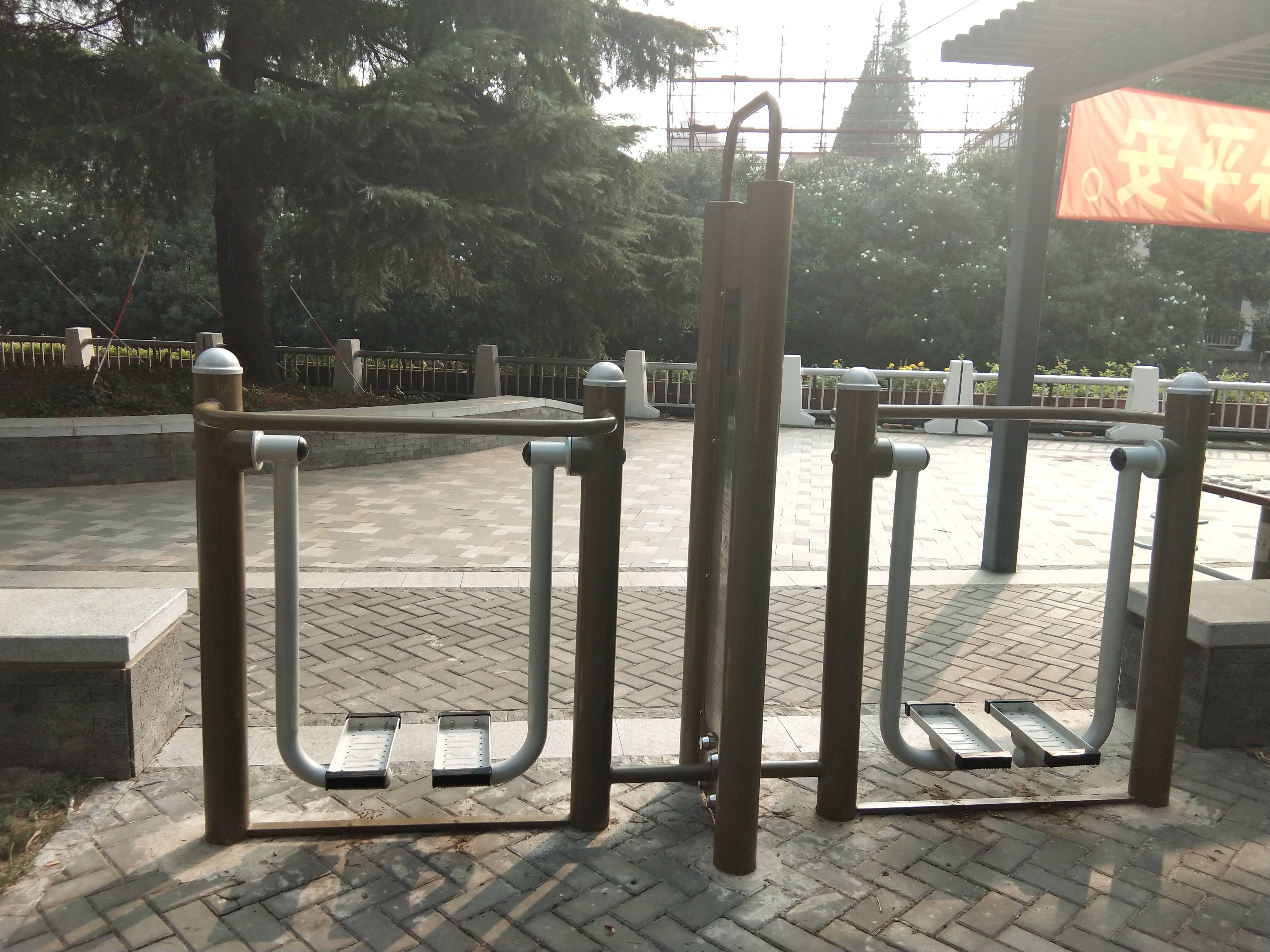 雙位漫步機(jī)