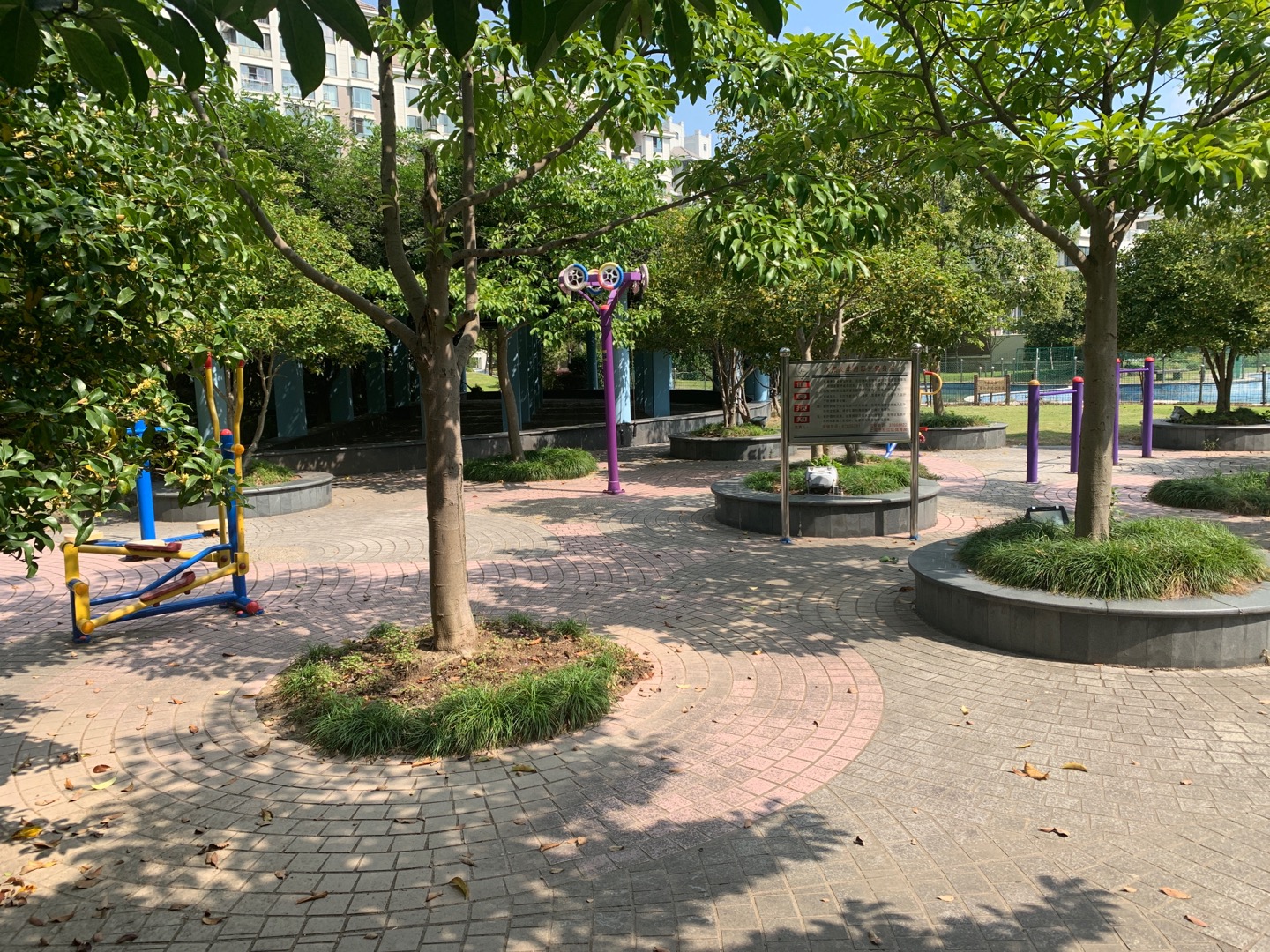 久陽(yáng)文華府邸東健身點(diǎn)