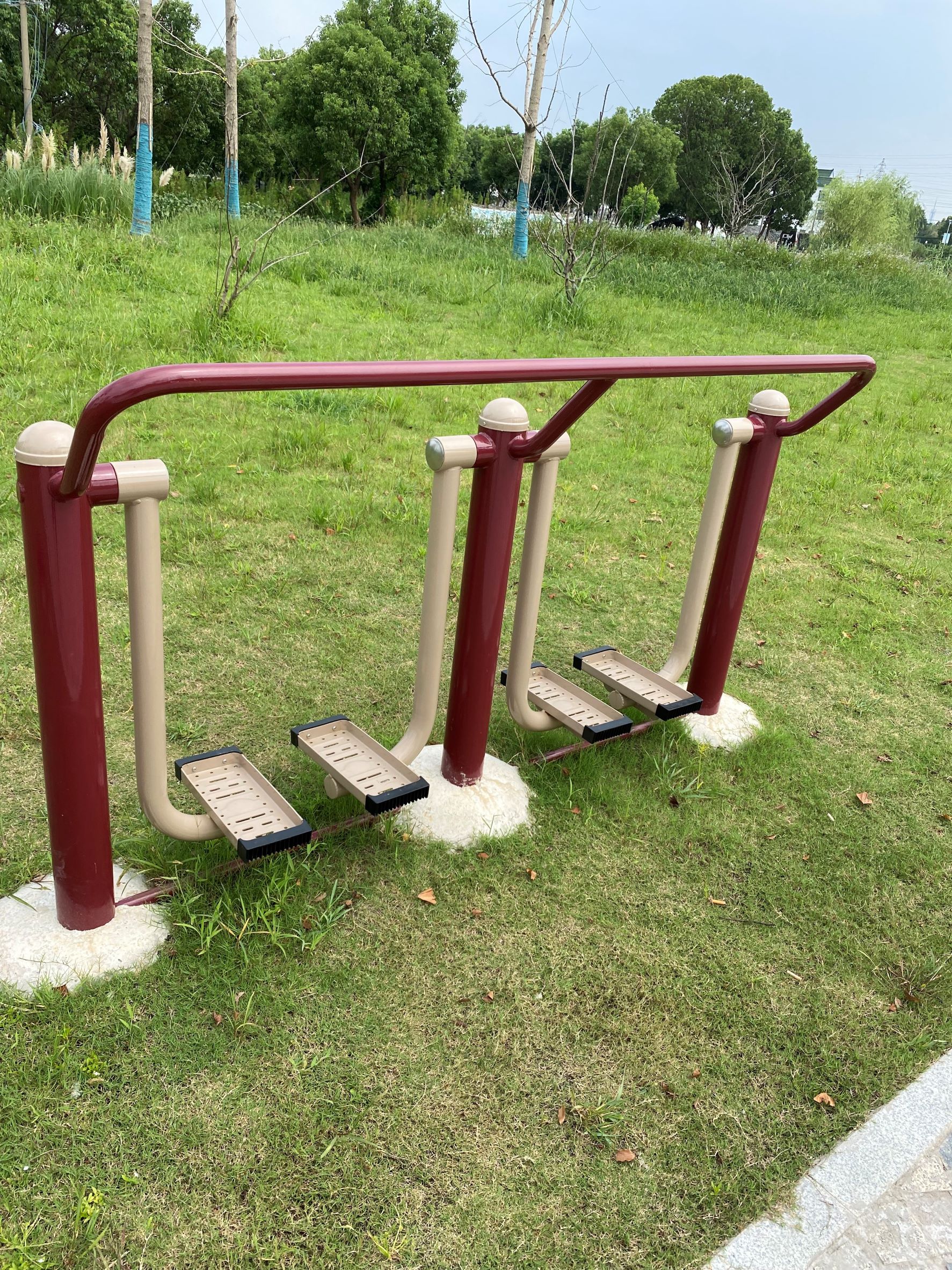 二位太空漫步機