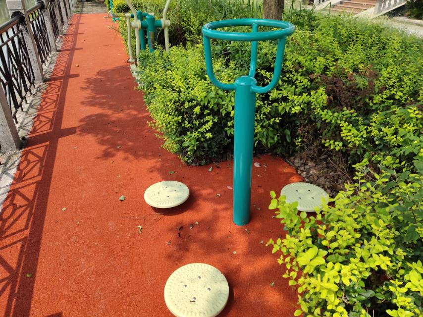 三人轉(zhuǎn)腰器