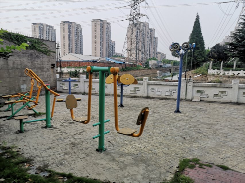 富麗居委健身苑點(diǎn)D