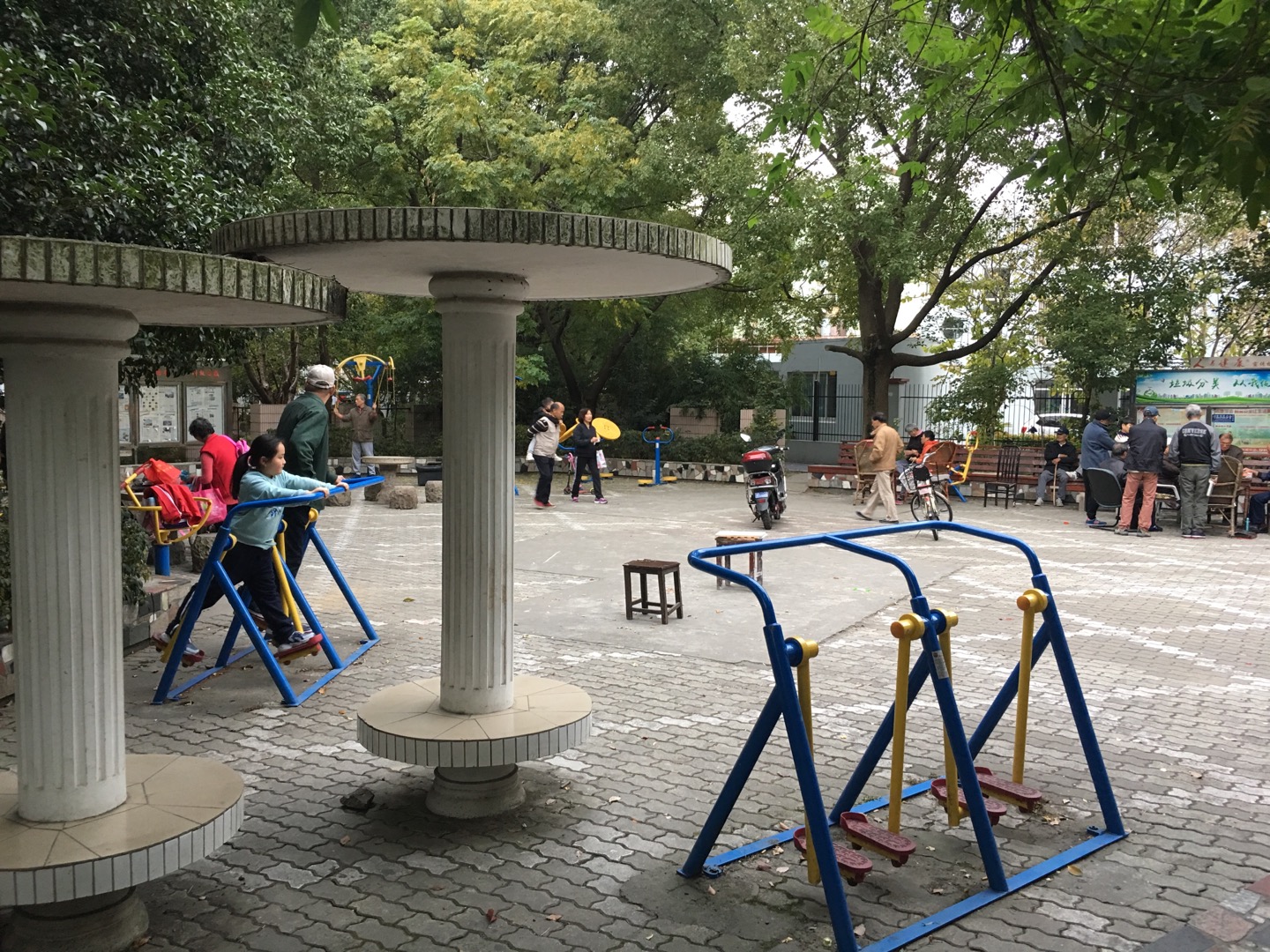 靜安六居委健身點(diǎn)A