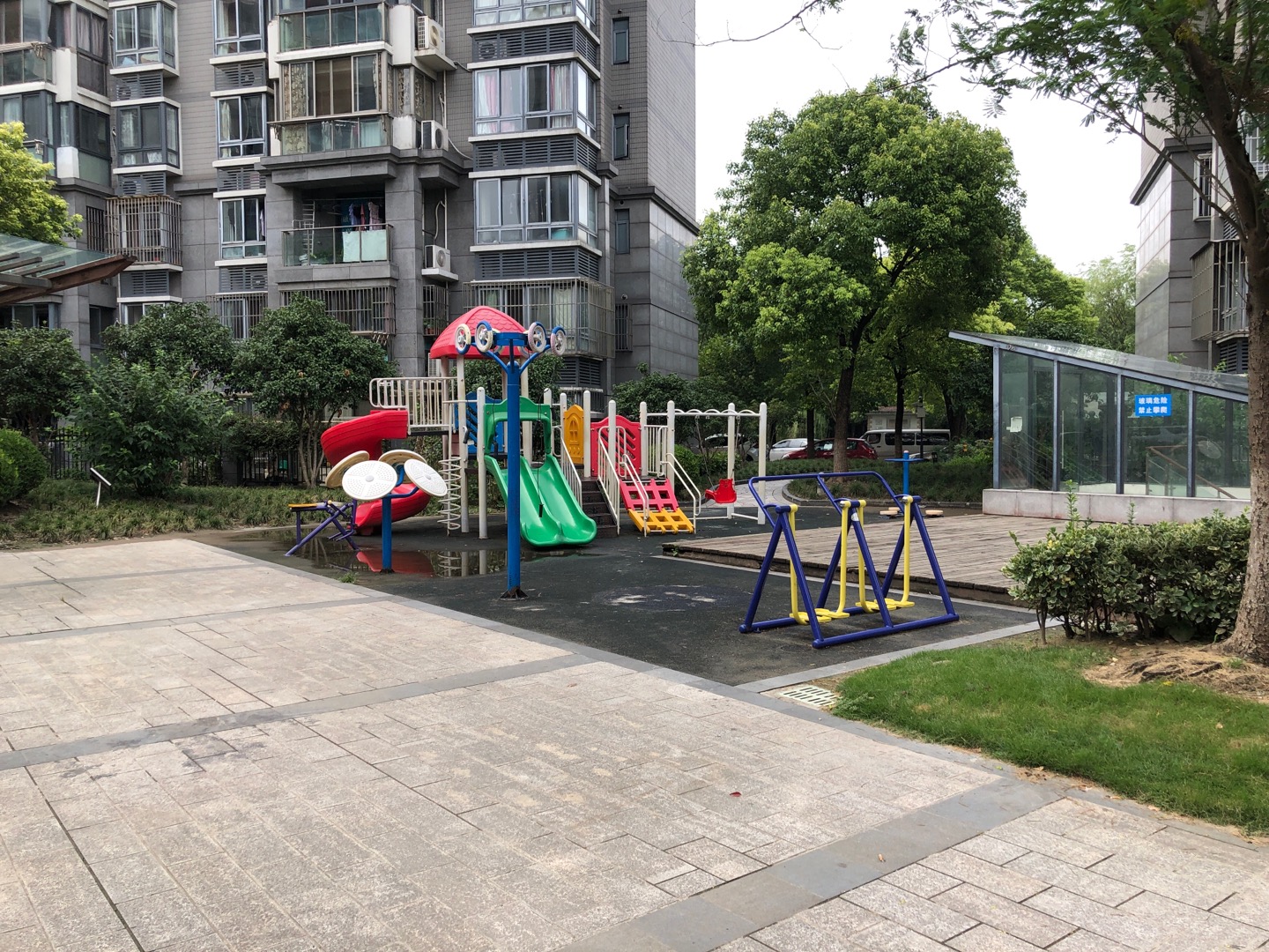 金旺社區(qū)健身點(diǎn)2