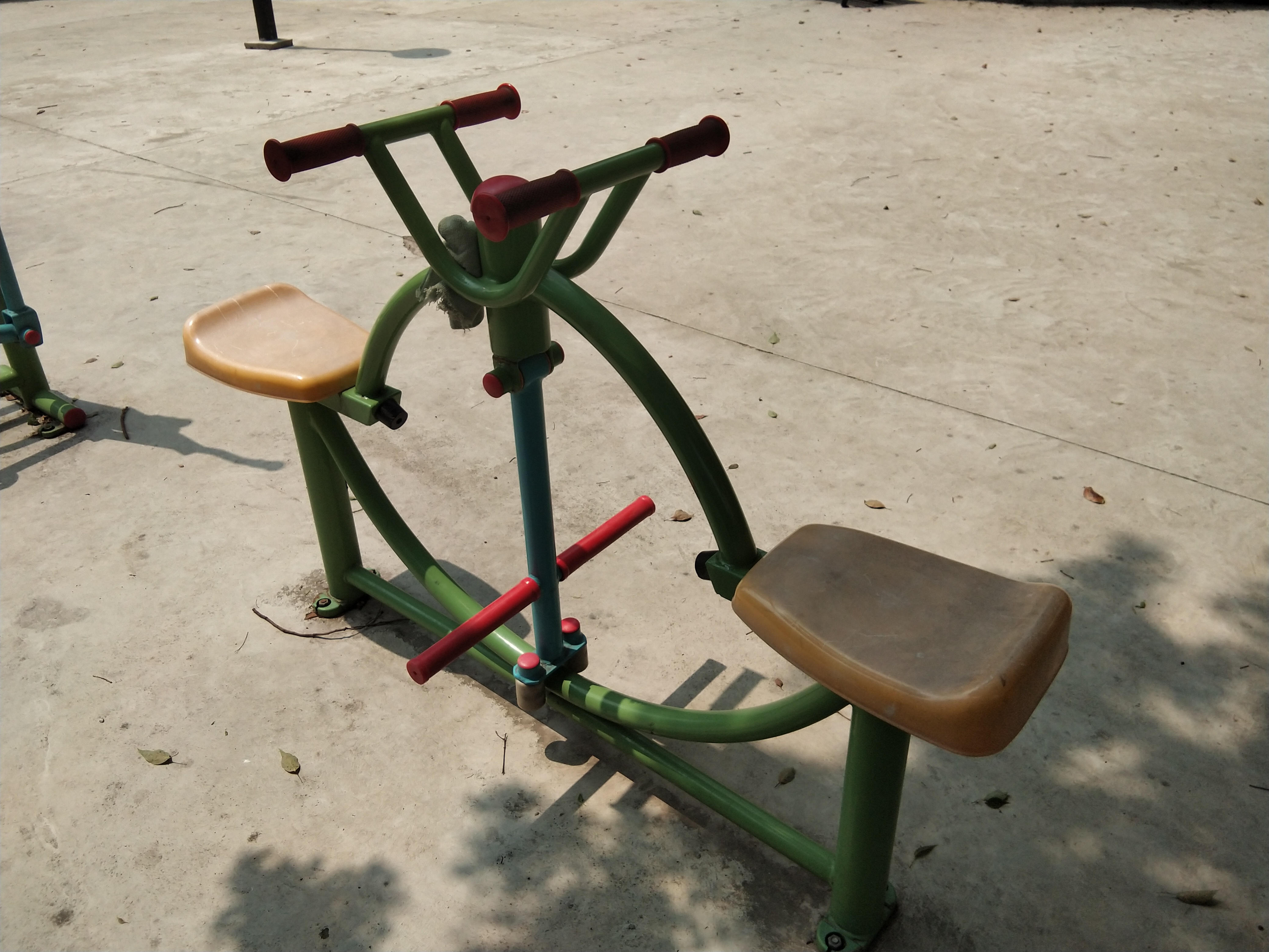 下肢康復(fù)器