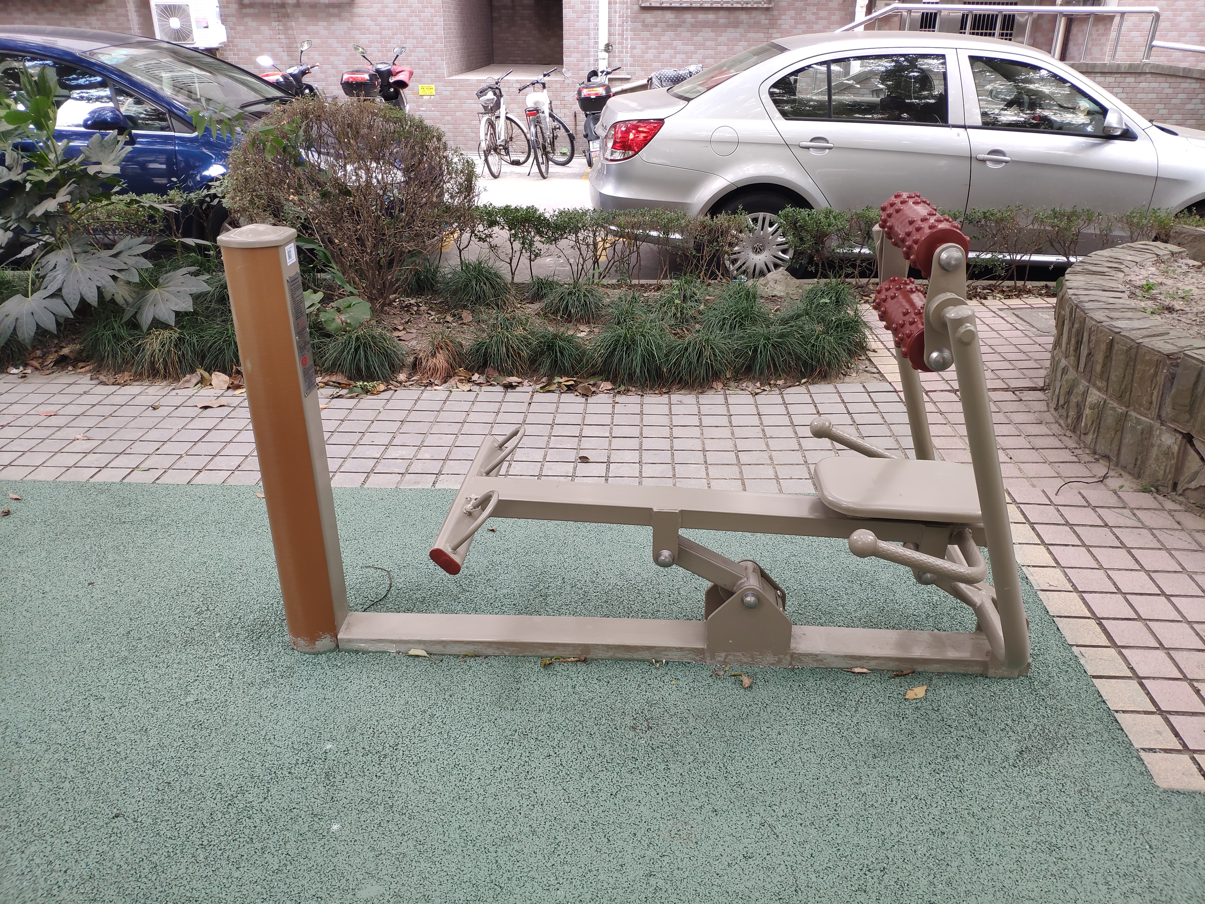 腹背屈伸訓練器