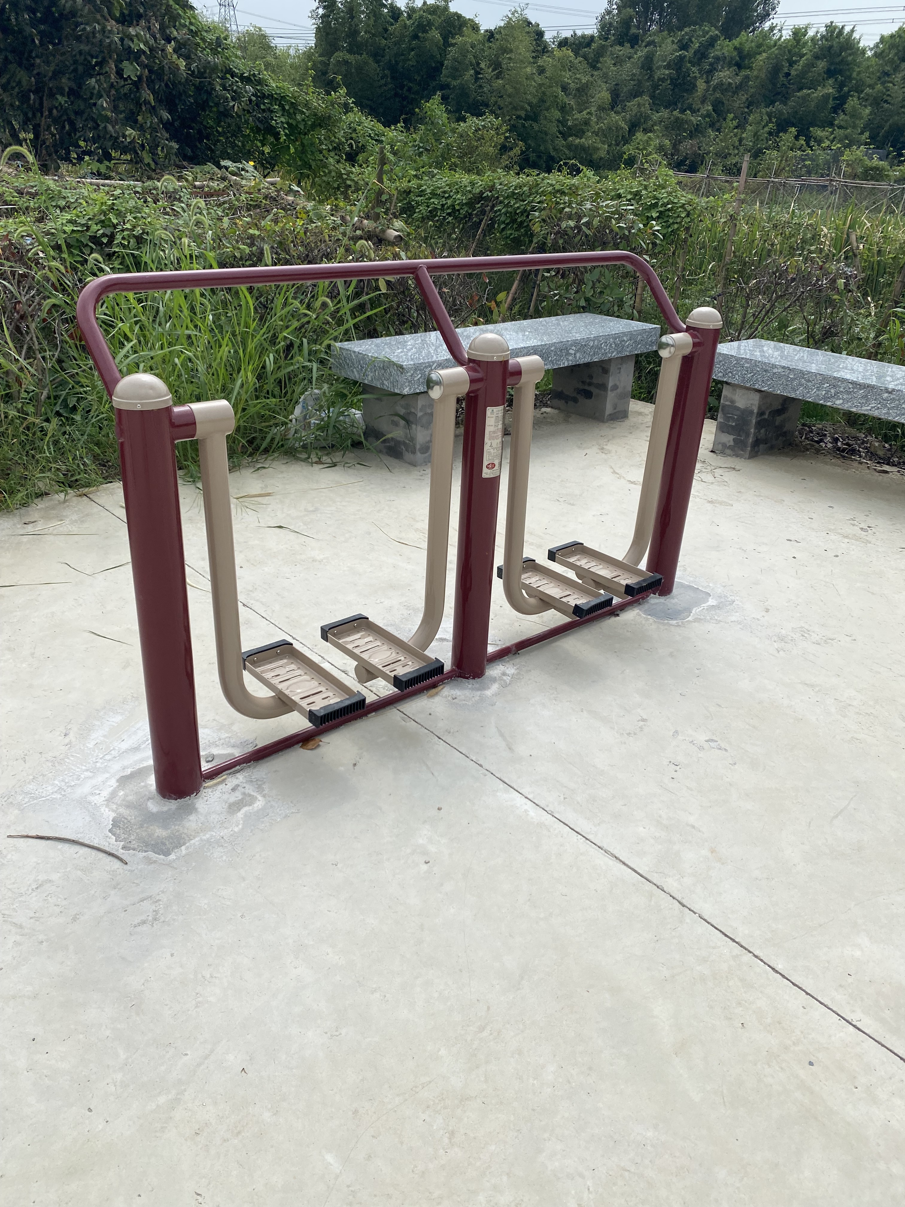 二位太空漫步機