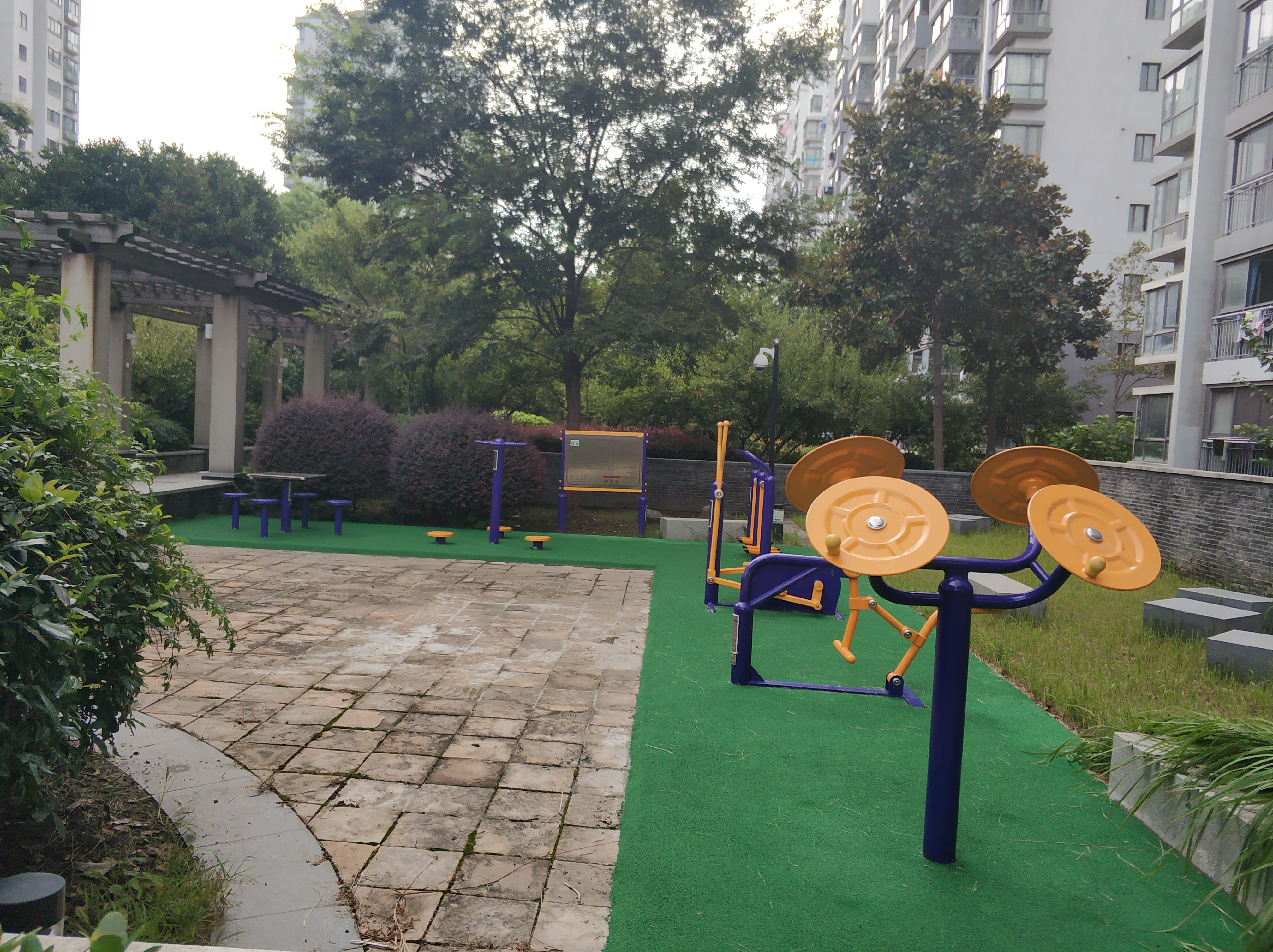 青華社區(qū)市民益智健身點