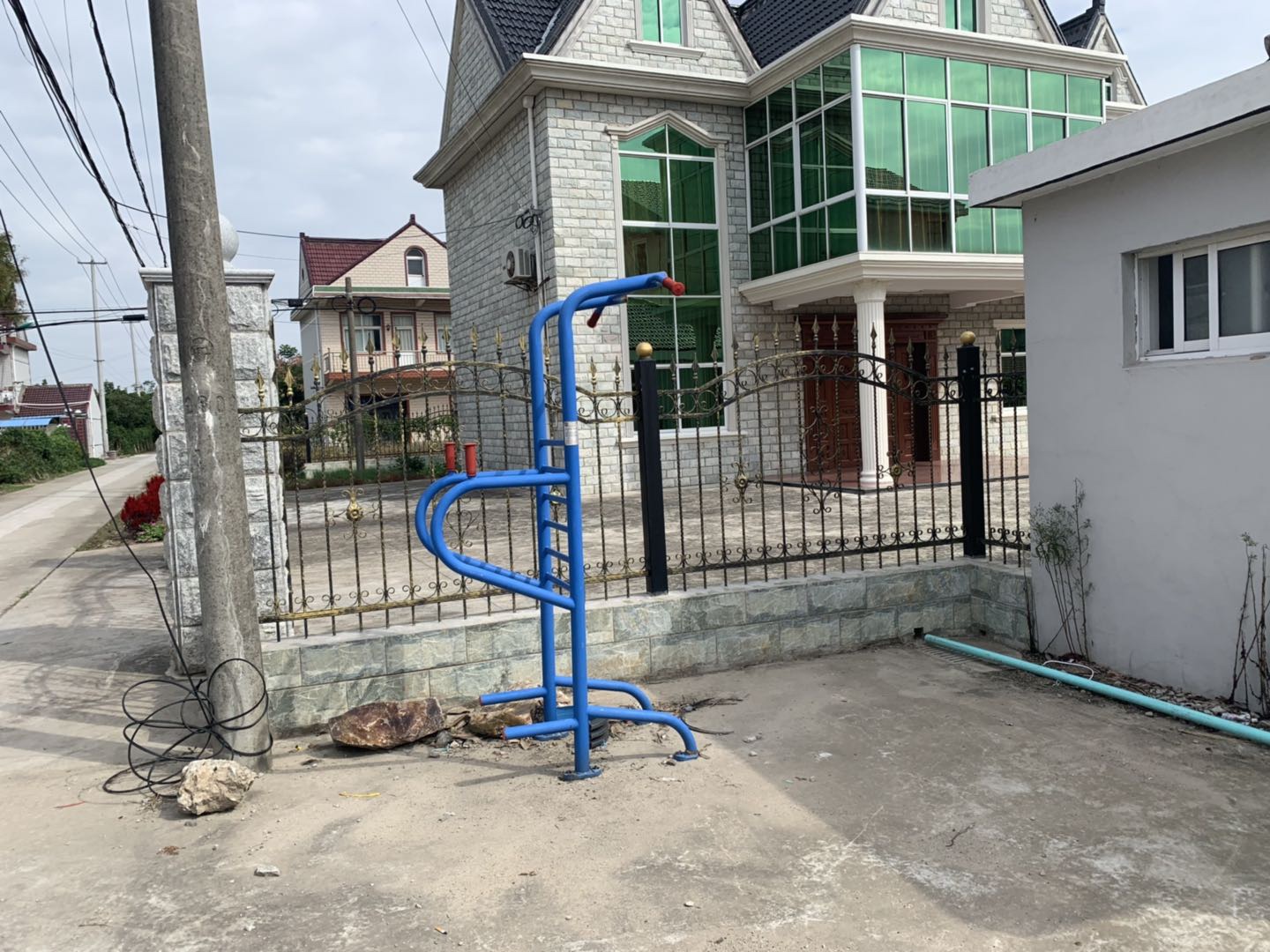 多功能訓(xùn)練器