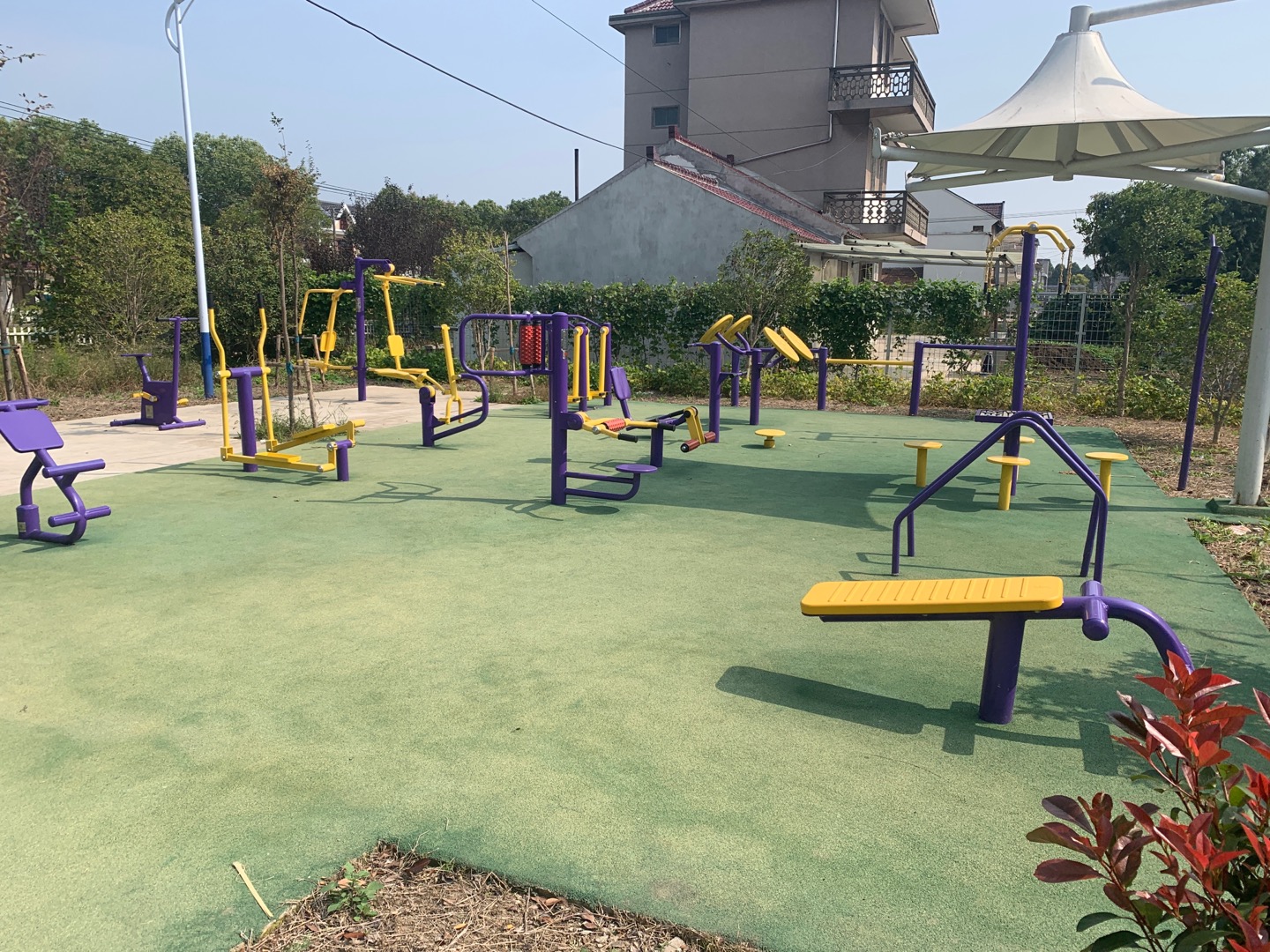 新中村益智類健身點(diǎn)