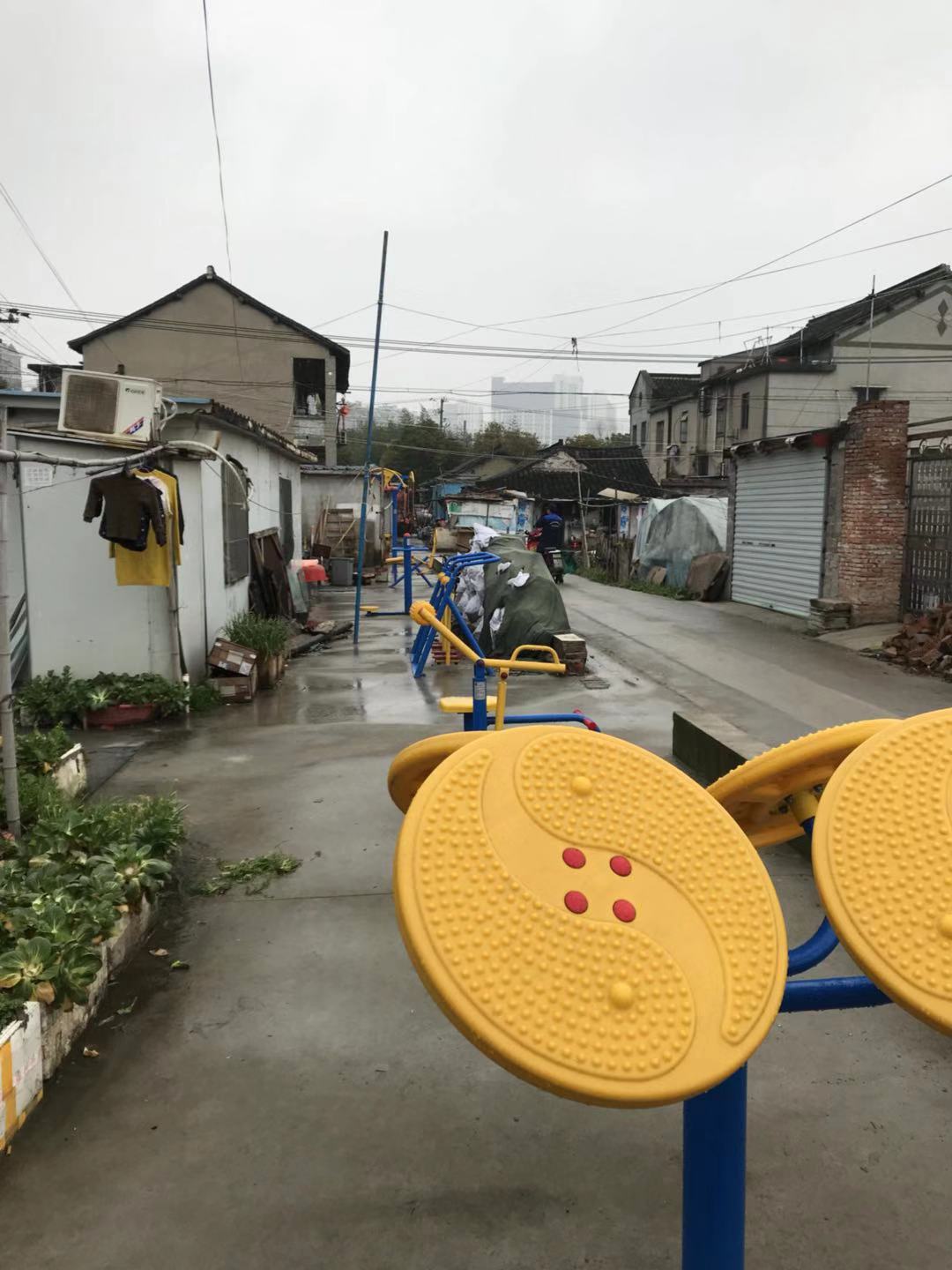 城北社區(qū)城北2號(hào)門益智健身點(diǎn)