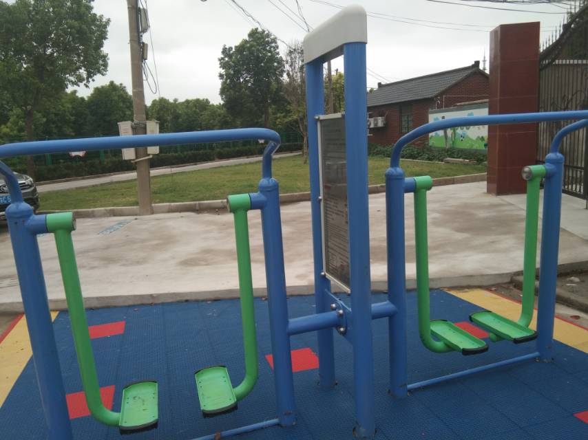 雙立柱太空漫步器