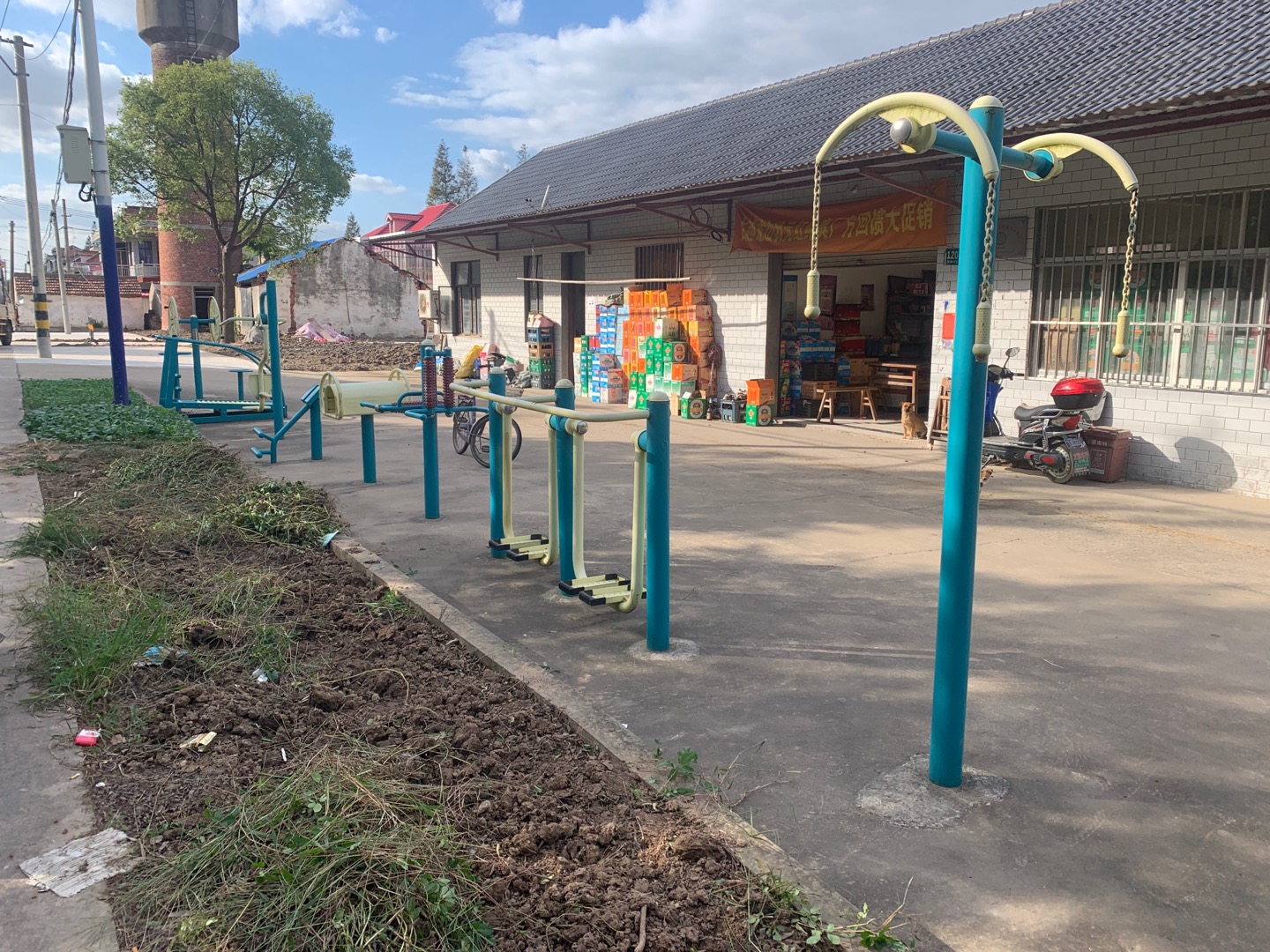 豎新鎮(zhèn)豎南村健身點(diǎn)