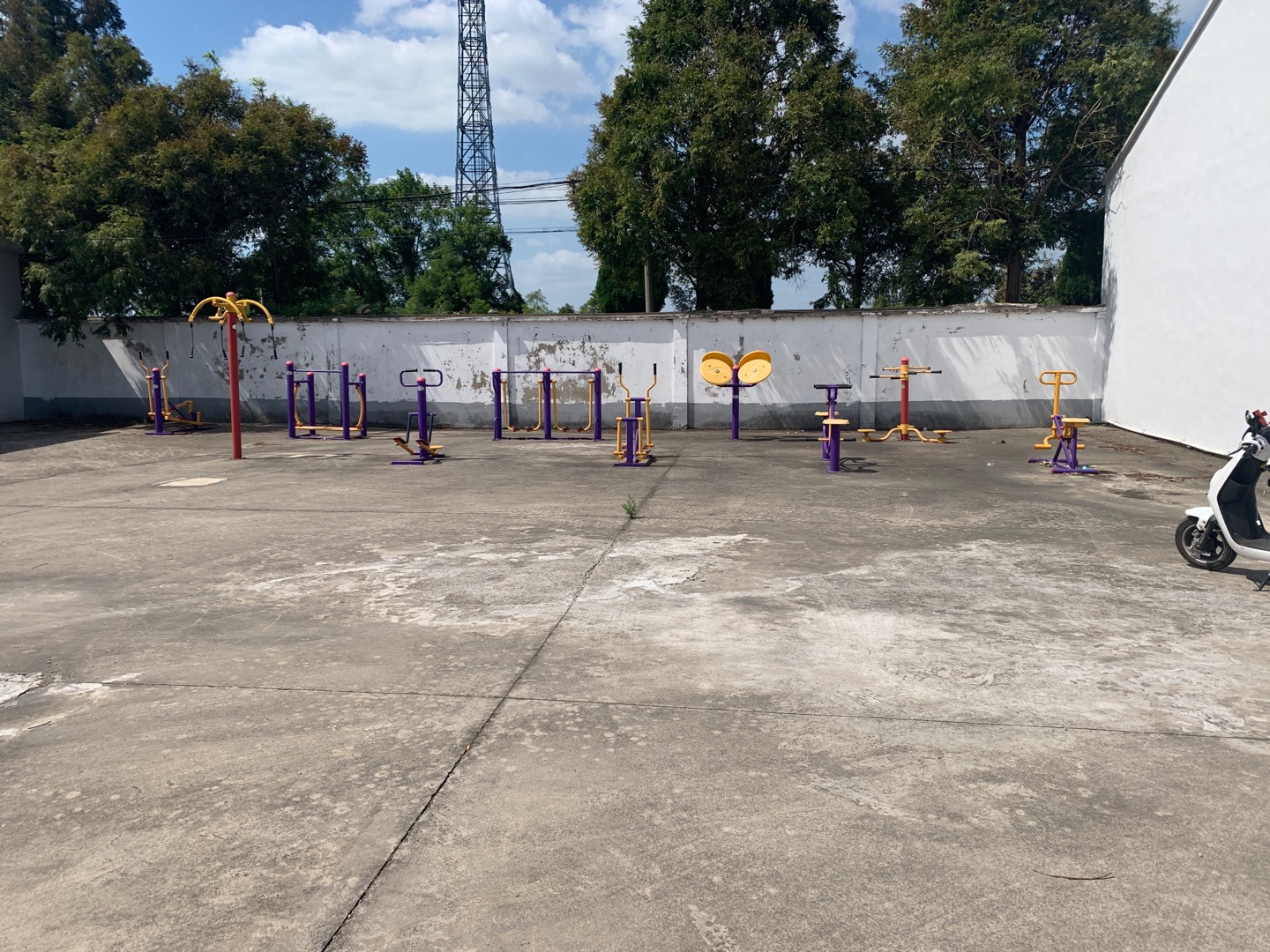 五龍村老年活動(dòng)室健身點(diǎn)