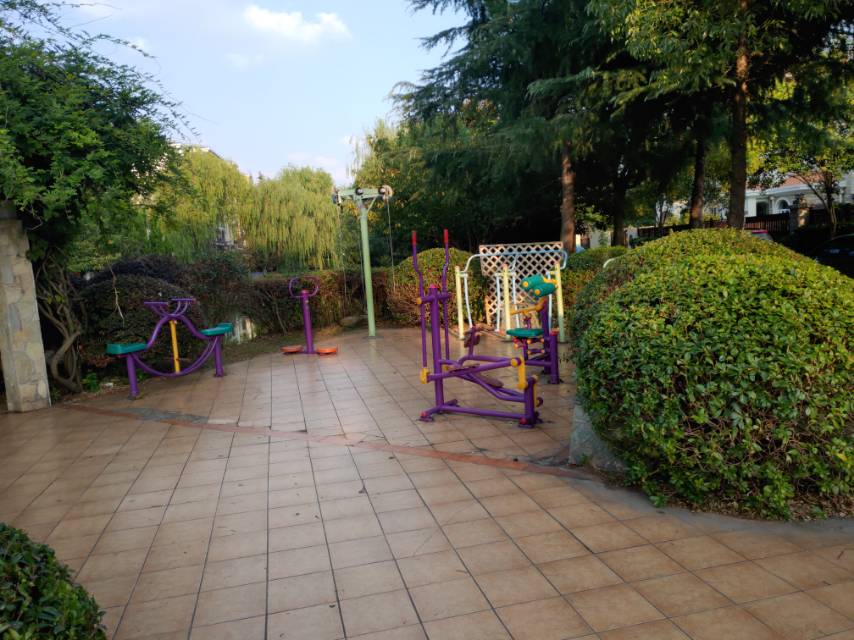 月亮河桂園健身點(diǎn)