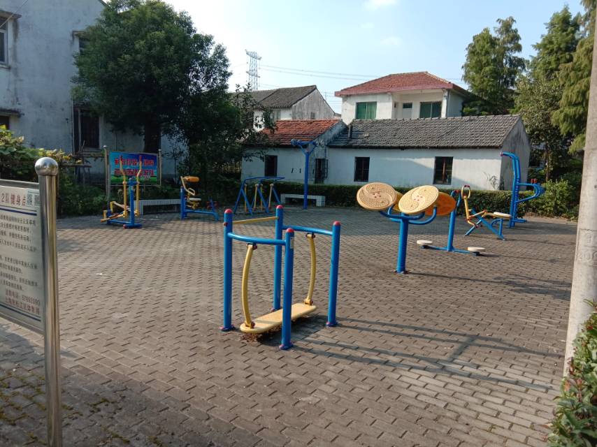 黃家埭村新中浜12隊健身點(diǎn)