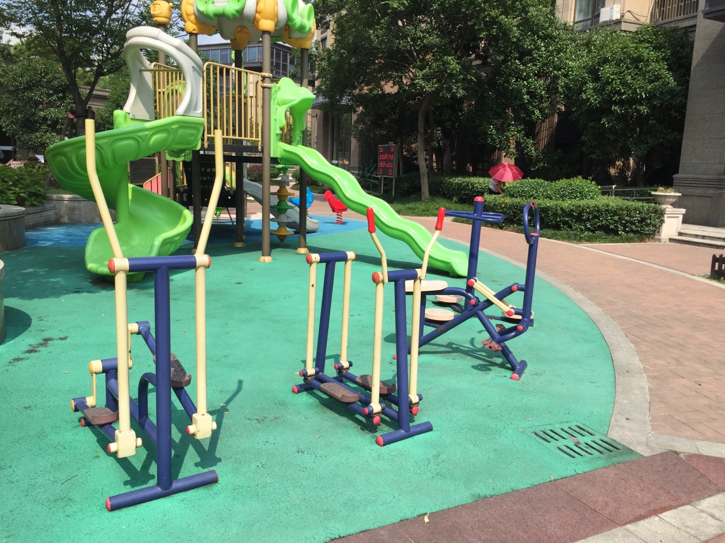 社區(qū)健身點(diǎn)（1）