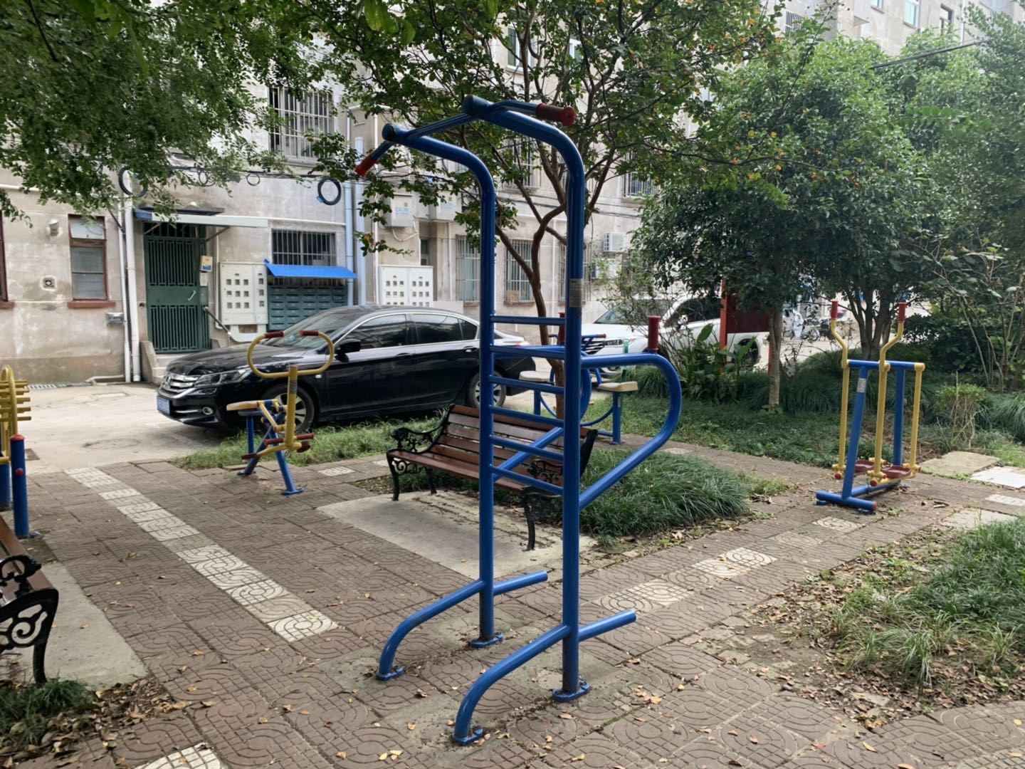 多功能訓(xùn)練器