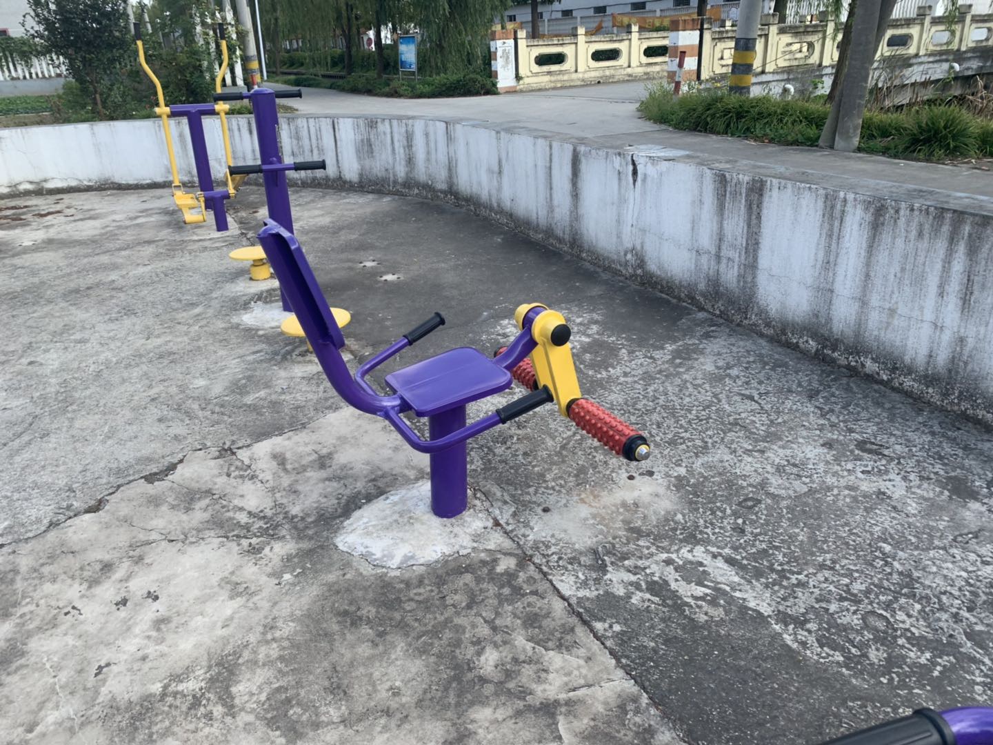 膝關(guān)節(jié)訓(xùn)練器