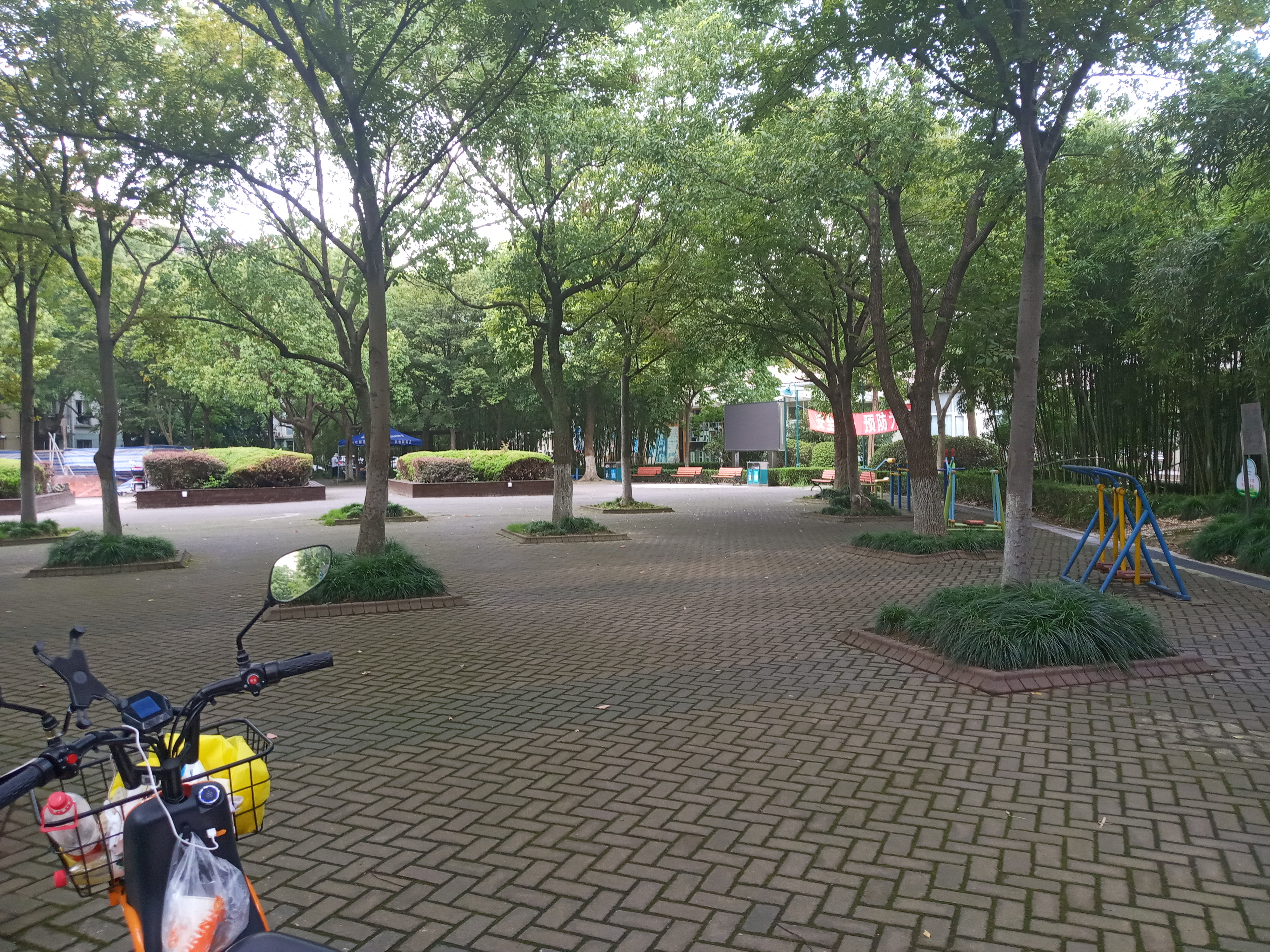 平陽(yáng)六村居委健身苑點(diǎn)