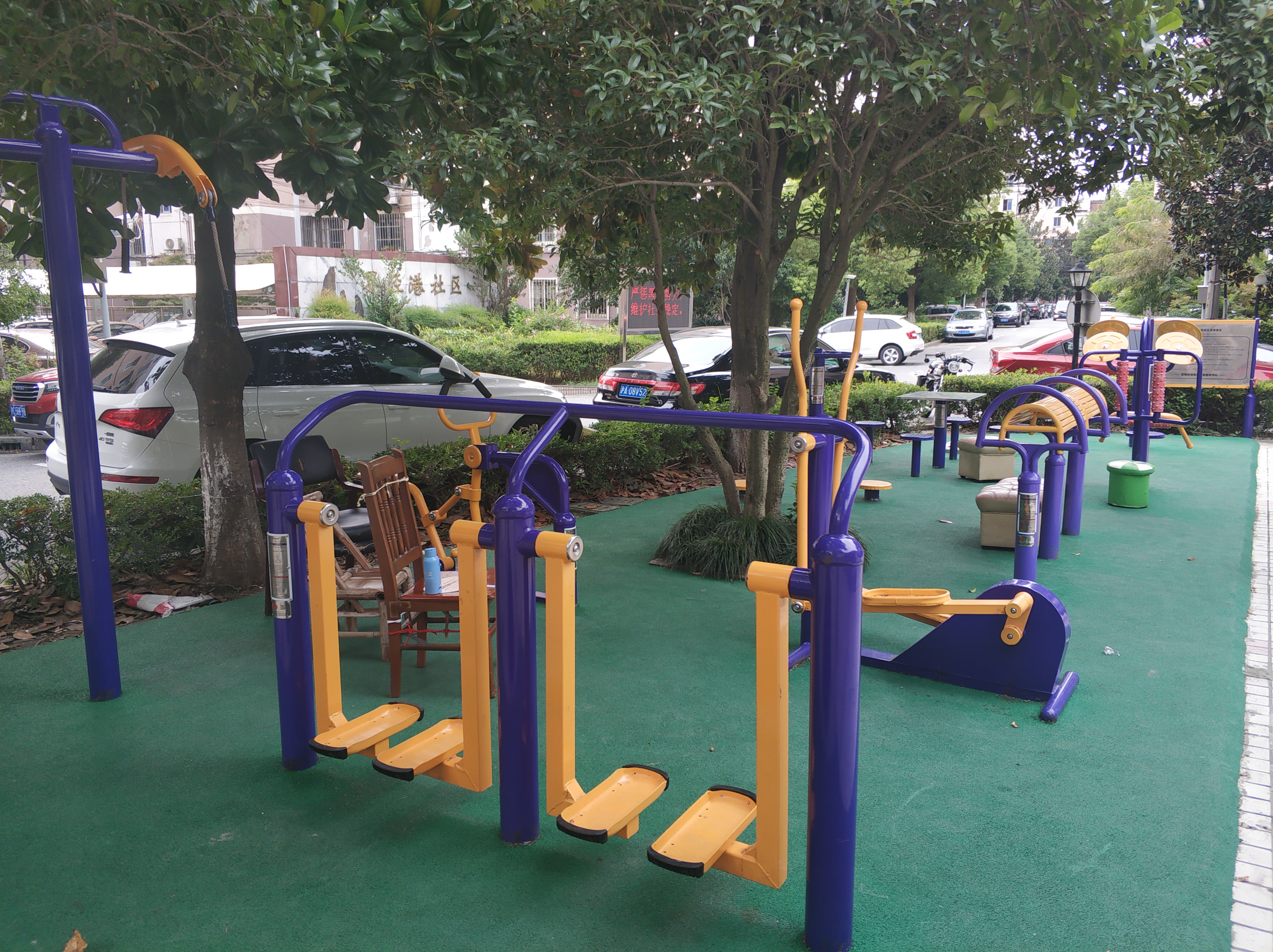 界涇港社區(qū)市民益智健身點