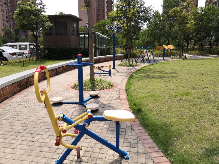 薔薇苑益智健身苑點(diǎn)