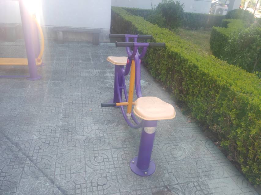 下肢康復(fù)器