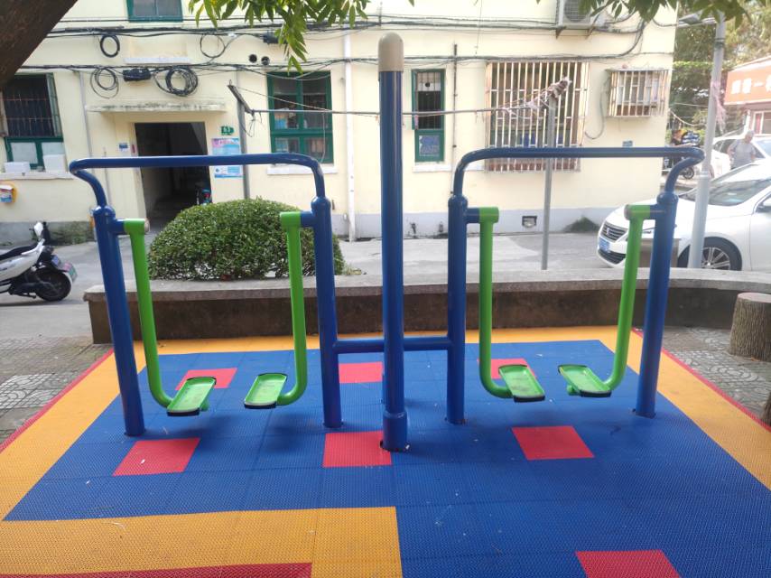 雙立柱太空漫步器