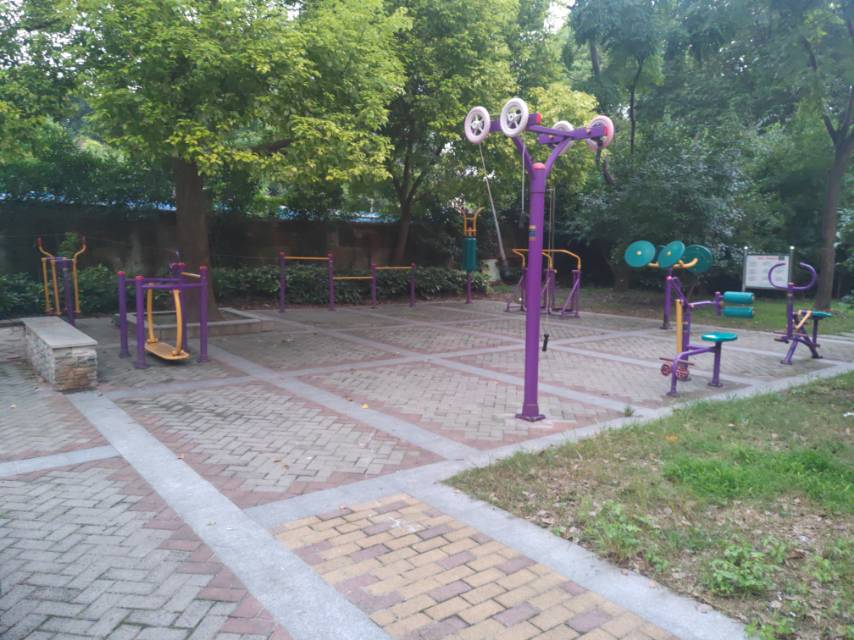 通河二村居委第一健身點(diǎn)