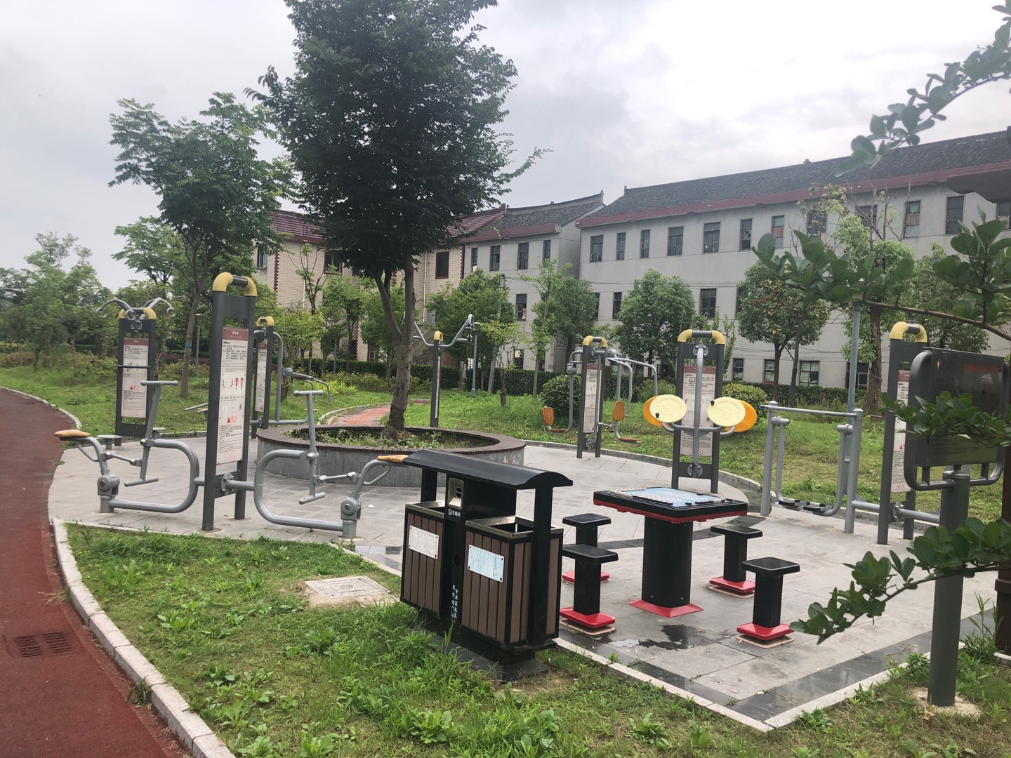 沈陸村市民益智健身點