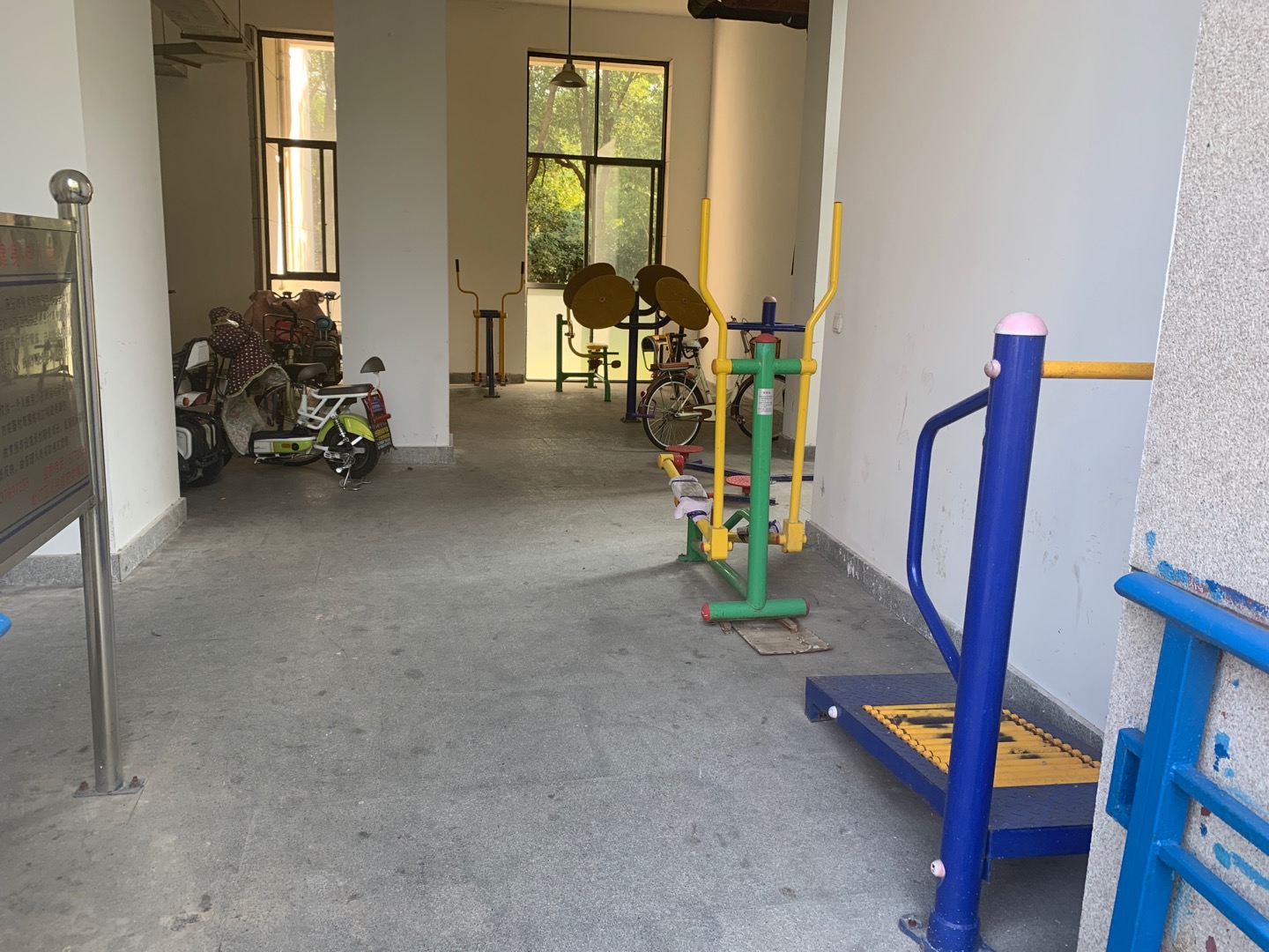 丁香花園南健身點(diǎn)