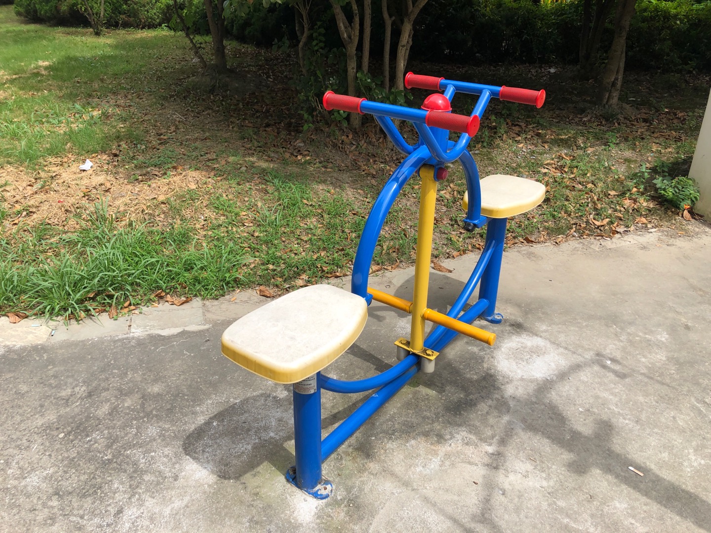 下肢康復(fù)器