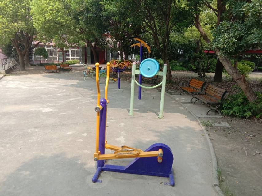 老年活動(dòng)中心健身苑點(diǎn)