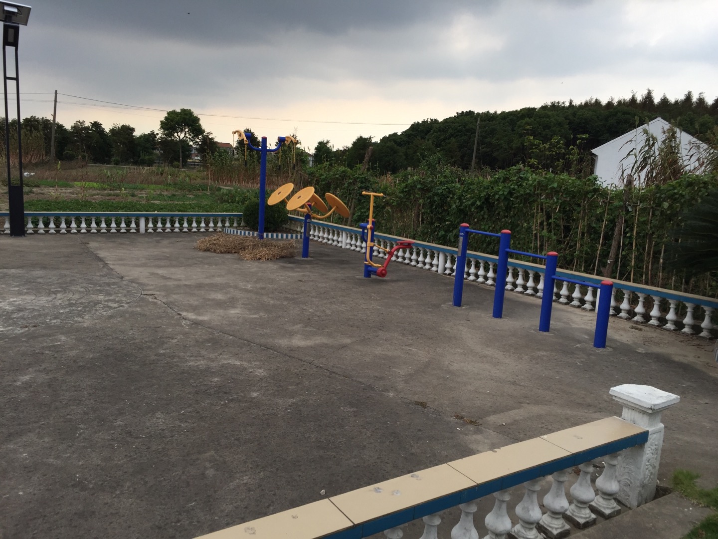 江海村二組健身點