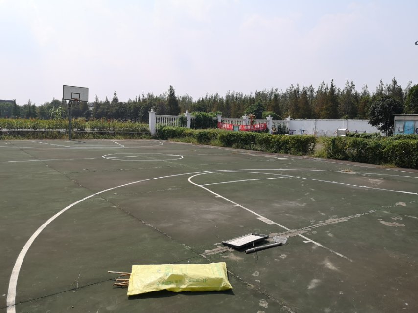 友好村籃球場(chǎng)