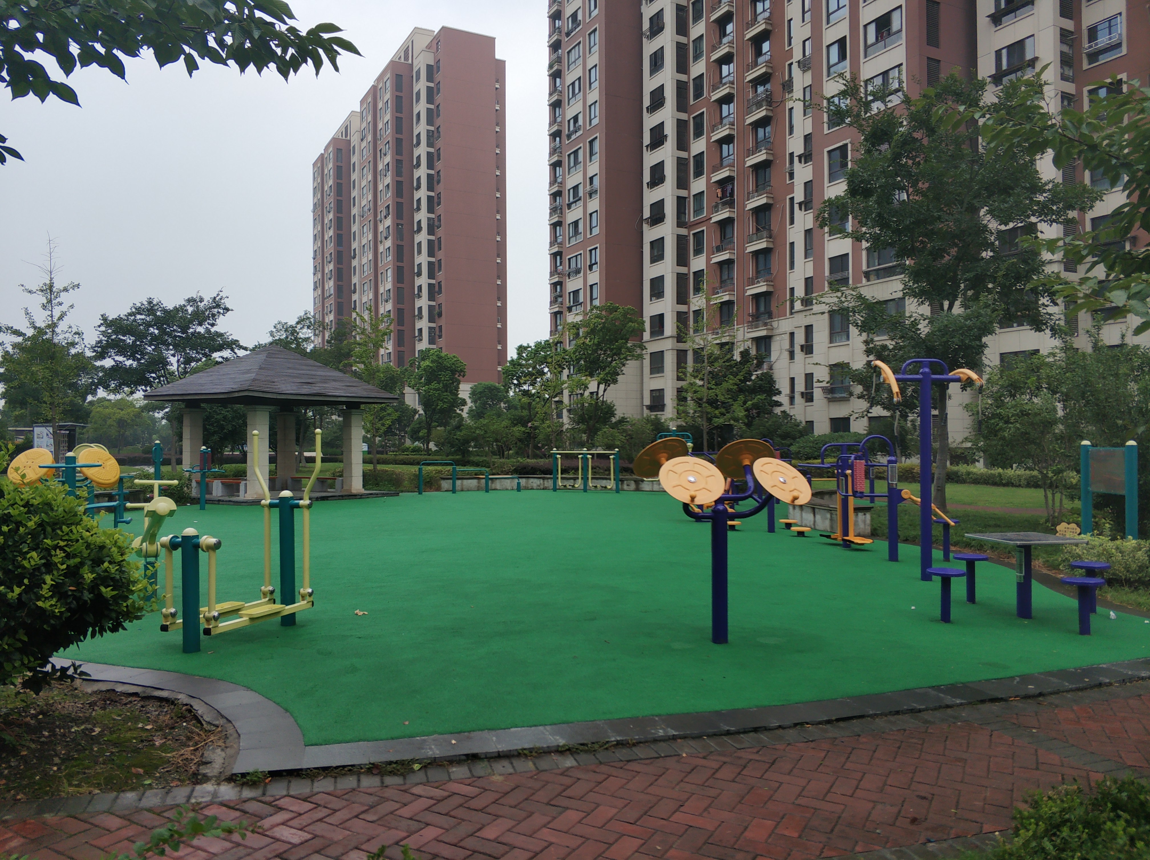 趙屯浦社區(qū)健身點(diǎn)