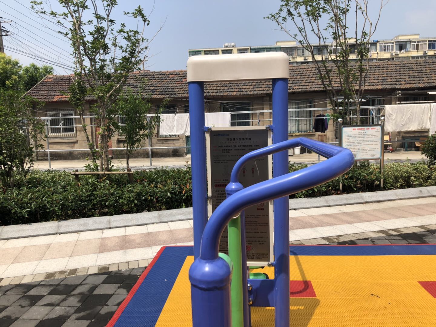 雙立柱太空漫步器