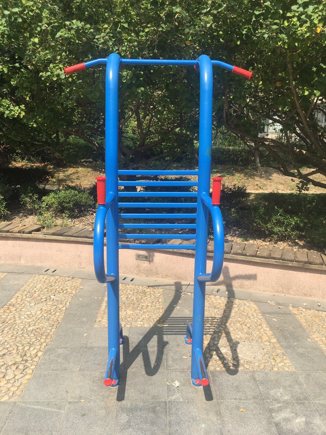 多功能訓(xùn)練器