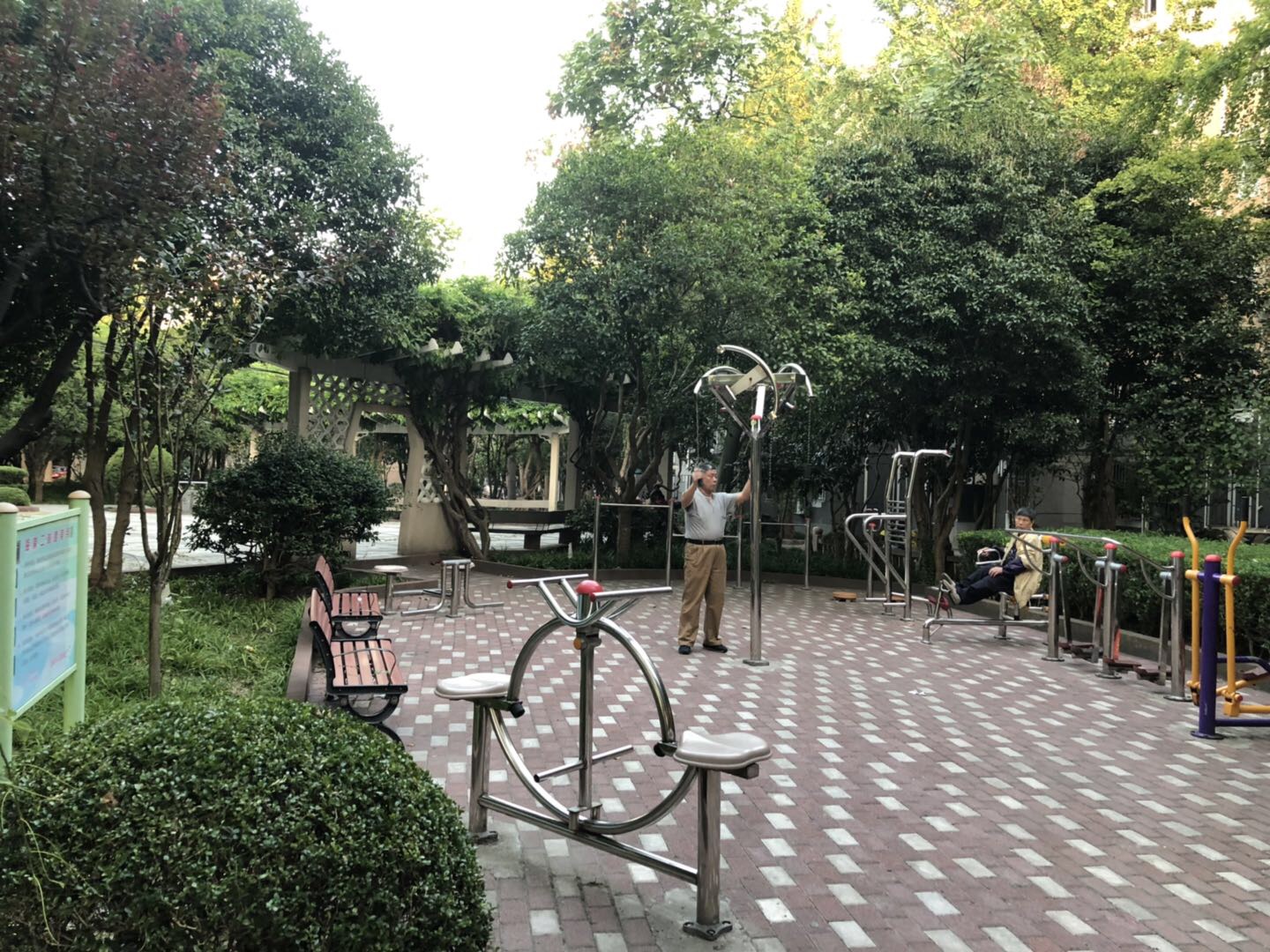 海棠居委海棠二村市民益智健身點(diǎn)