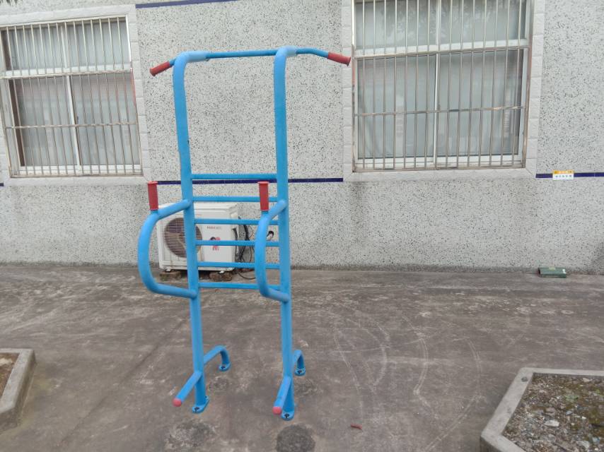 多功能訓(xùn)練器