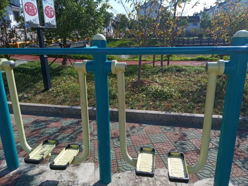 雙位太空漫步機