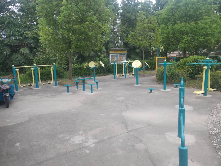 江南村江家健身益智點