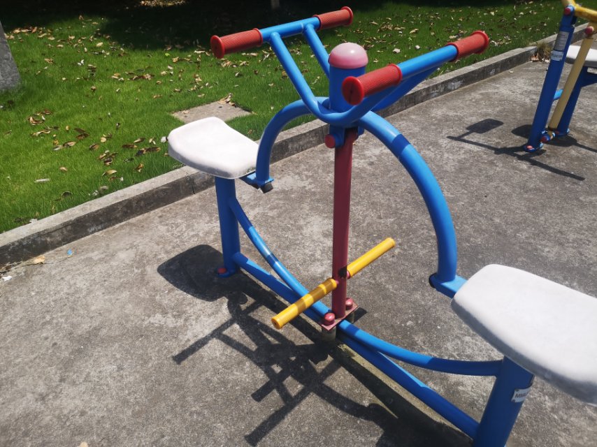 下肢康復(fù)器