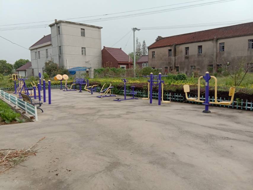 堡鎮(zhèn)四滧村23隊(duì)健身點(diǎn)